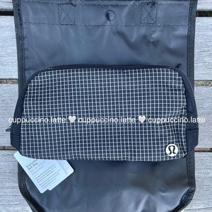 🖤NWT RARE🕸ORIGINAL Lululemon Everywhere Belt Bag in Black/White Grid Pattern